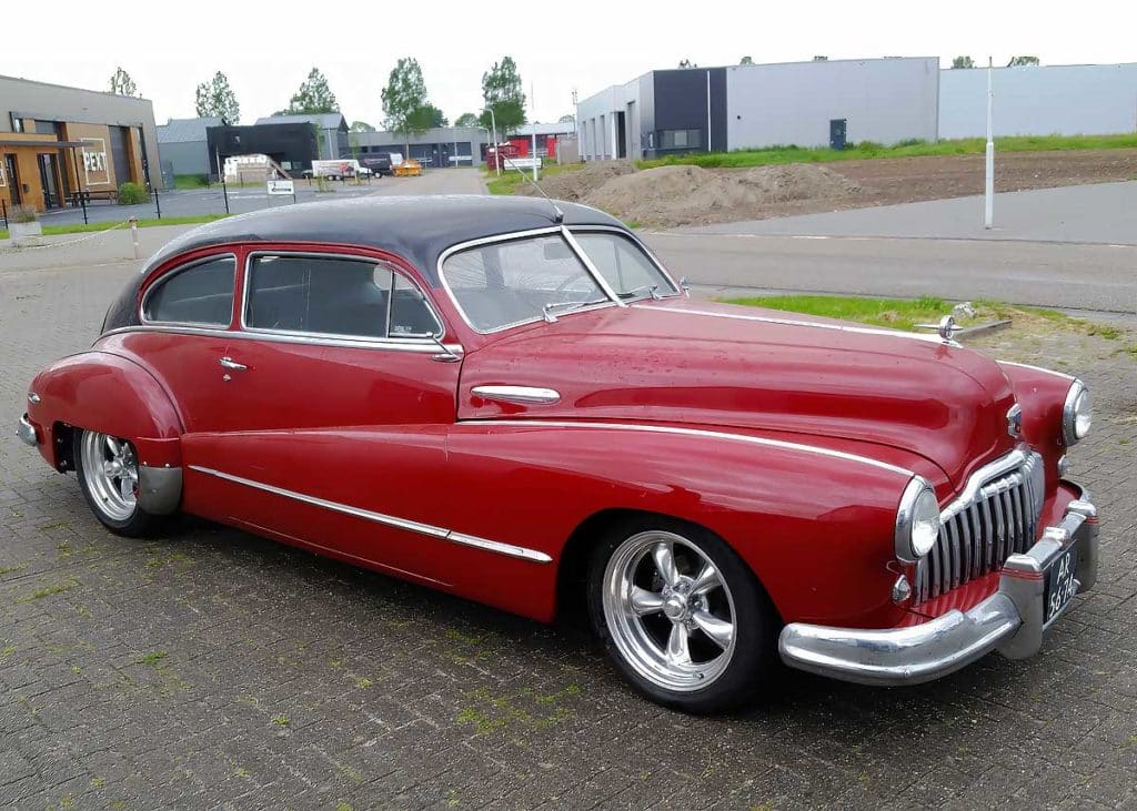 Buick Super Sedanet uit 1946 van Jan. “Best things in life are free .”&nbsp;