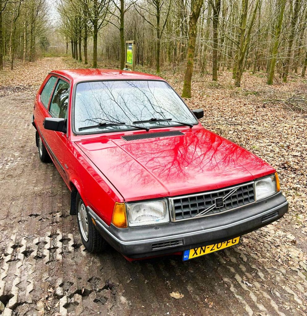 Volvo 340 DL uit 1989 van Quiryn.&nbsp;Een mooi verzamelobject.