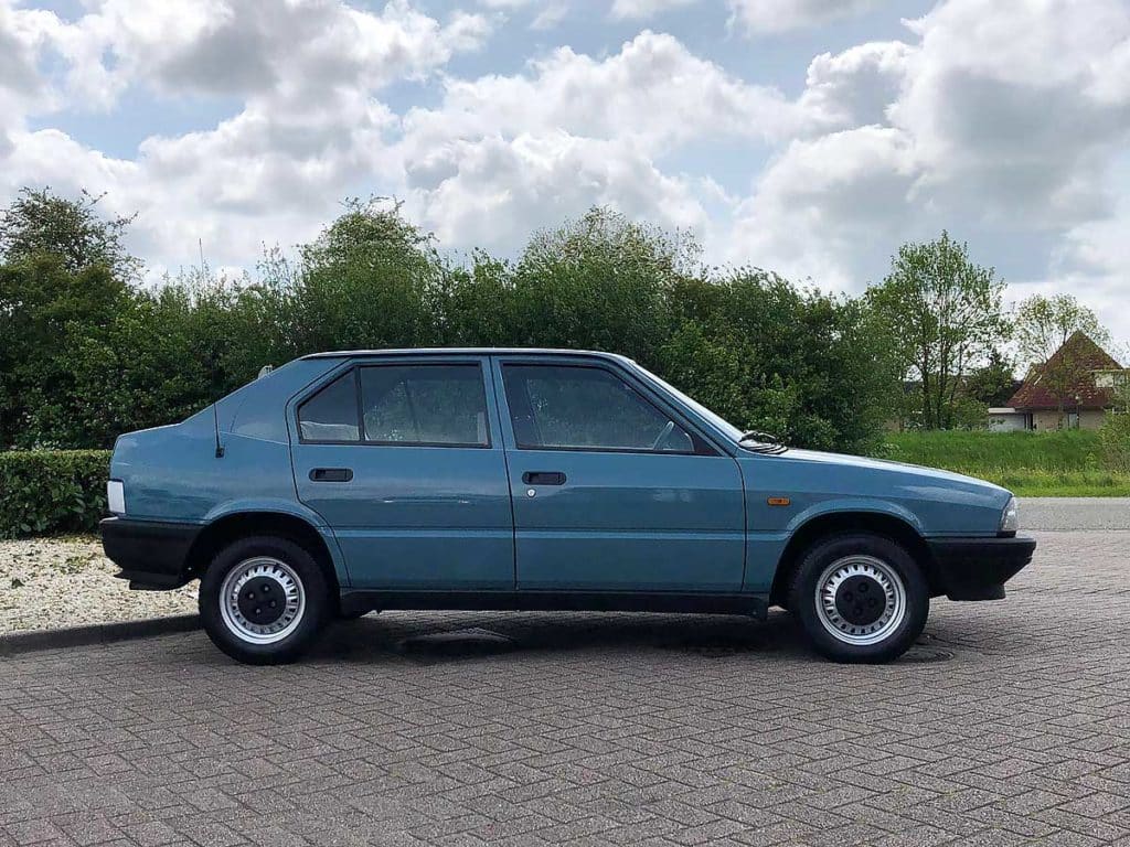 "alfa 33 (1,3) junior uit 1987: de alfa spirit voor mark.
