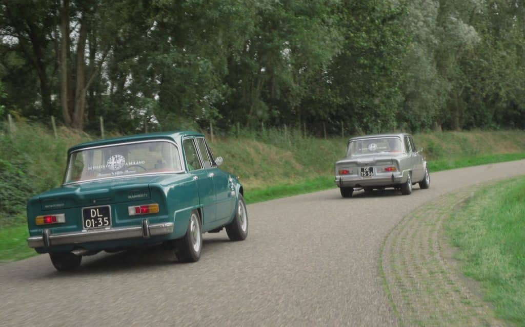 Alfa romeo giulia. goed voor een dag vol vriendschap, emotie en geluk