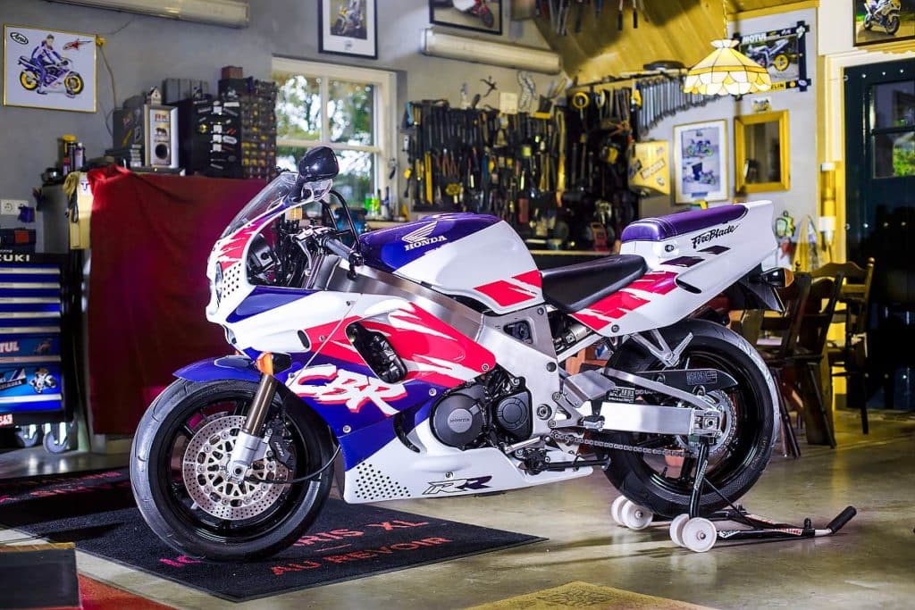 Honda fireblade. een revolutie in de motorsport.
