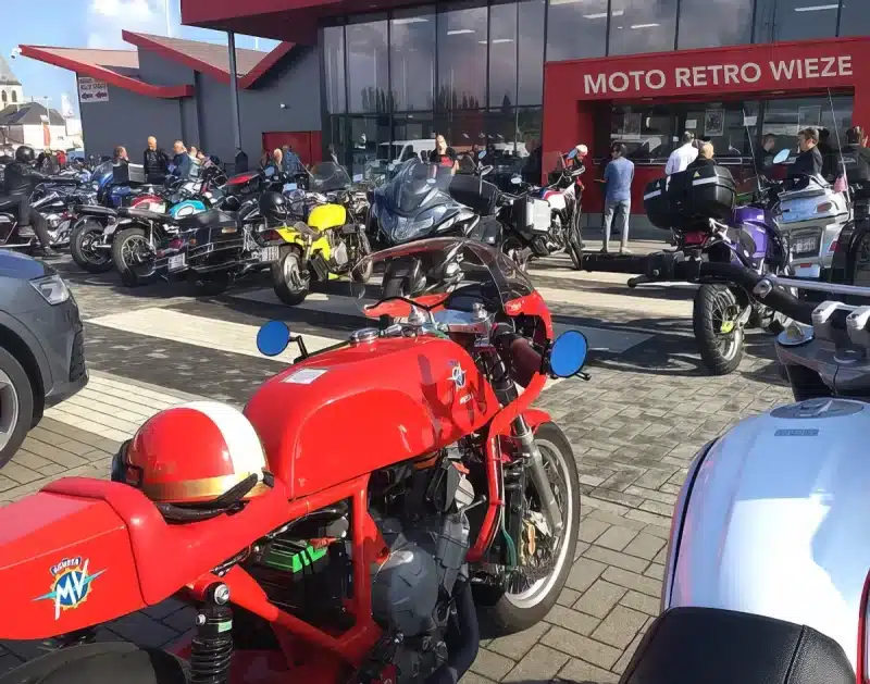 Moto retro wieze