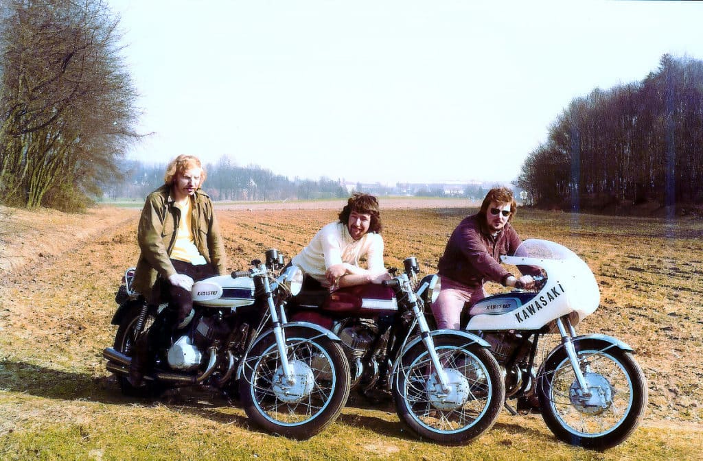 Kawasaki 750 h2 mach iv. de evolutie van de tweetaktmotor.