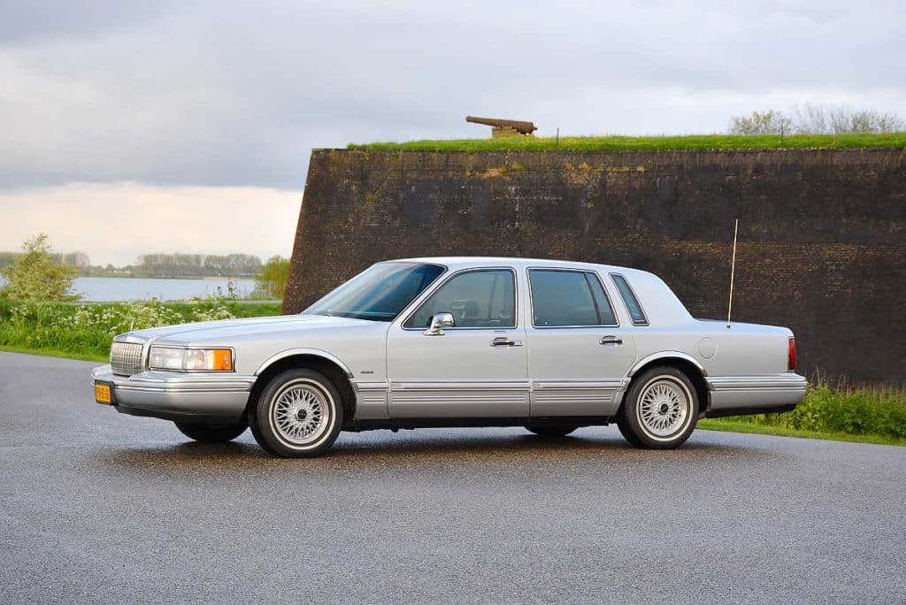 Lincoln town car aankoopadvies (1990-1997): 11 m2 weelde