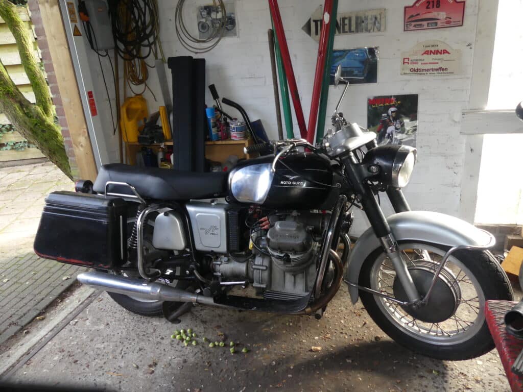Guzzi V7, een echt oude