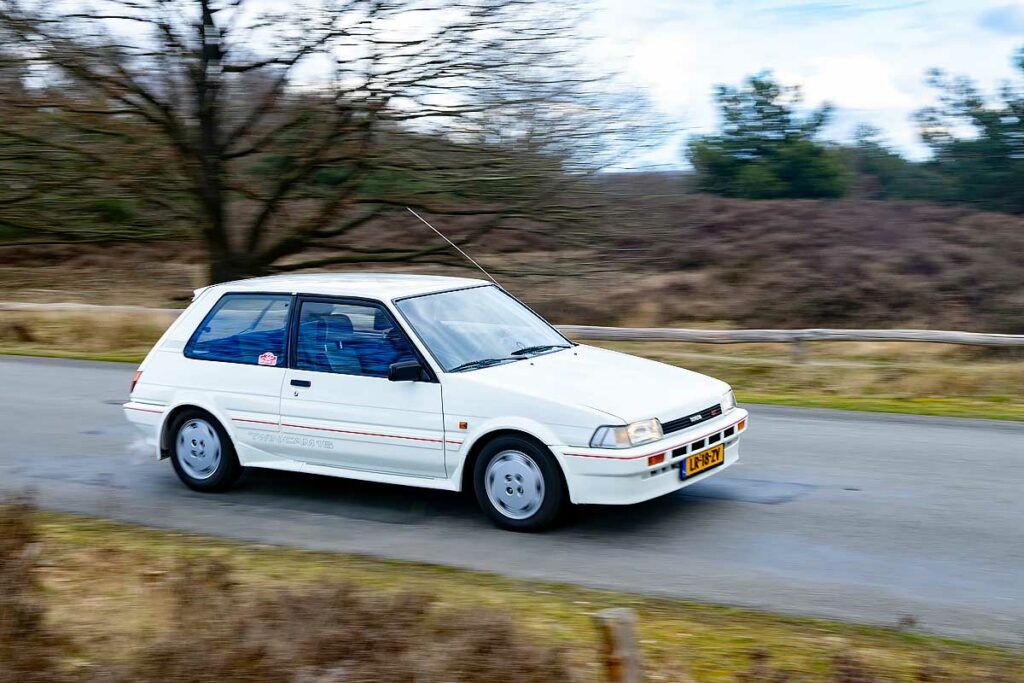Toyota Corolla 1.6 GT TwinCam – jongensdroom in wit